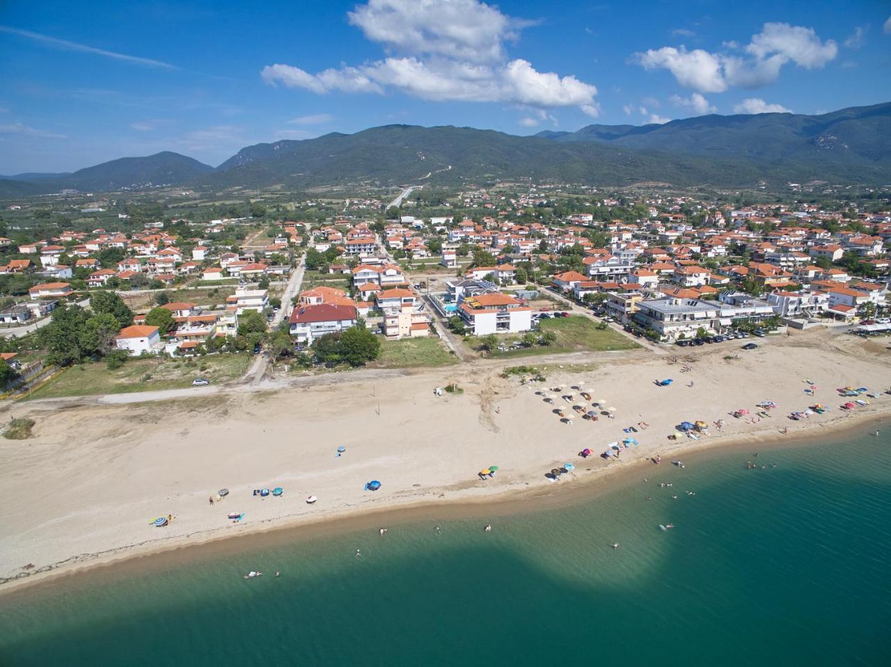 Albatros Suites Vrasná 외부 사진